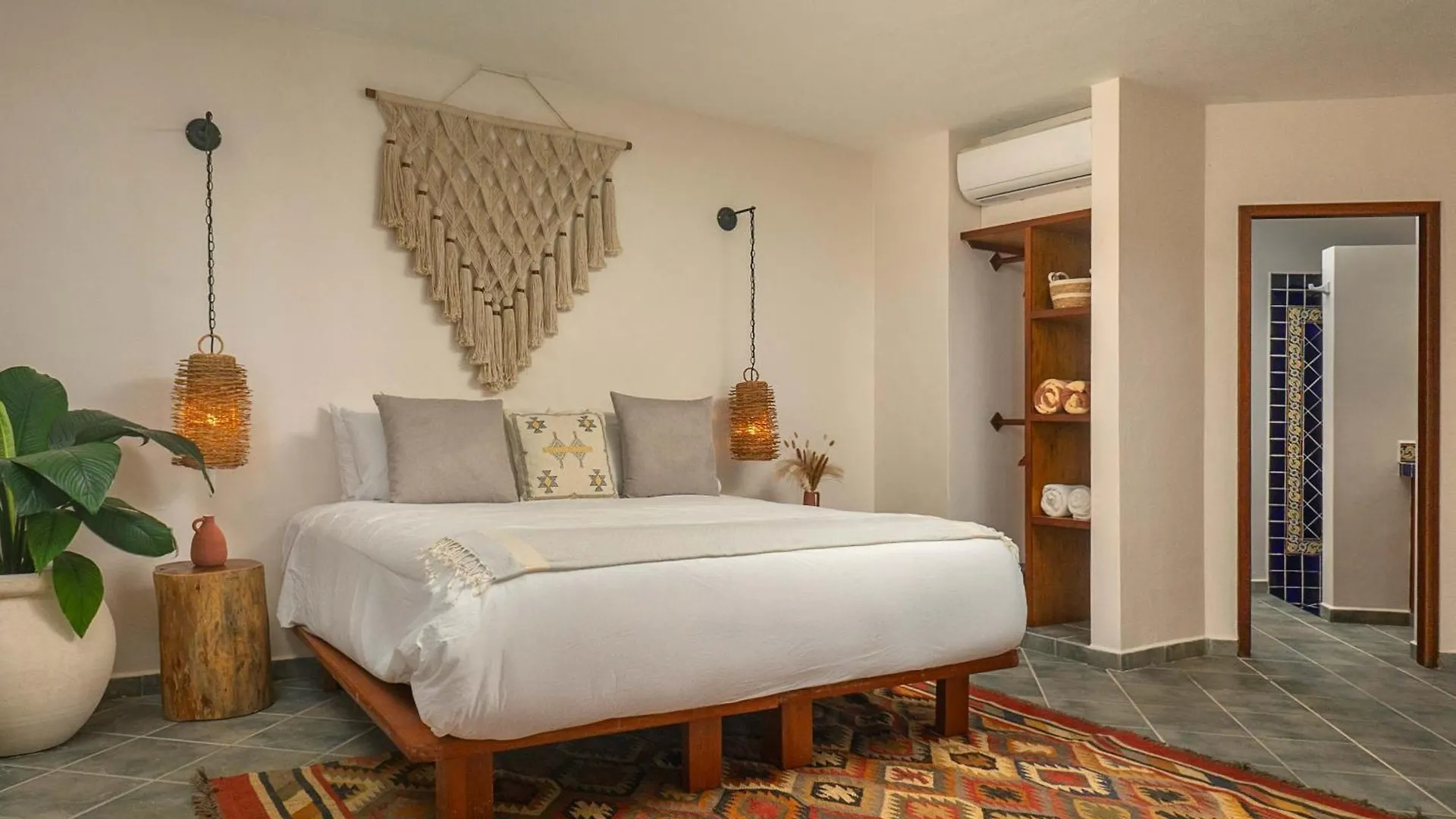Garden Studio At Soliman Bay Balcheil